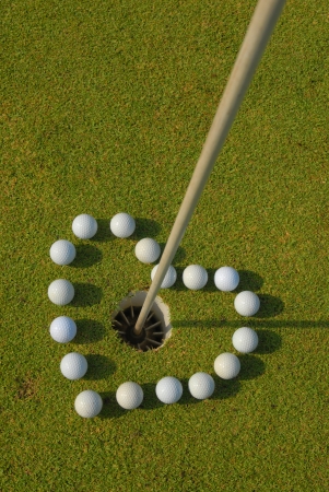 Love Golf so much It comes with seventeen balls in a heart shape の写真素材