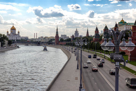 Russia Moscow Kremlin embankment. Kremlin, Cathedral Of Christ The Saviour. Day traffic in the city center. 11.07.2017 15:48 pmのeditorial素材