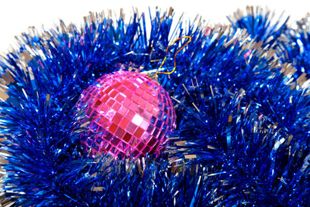 hristmas card with pink mirror sphere close upの写真素材