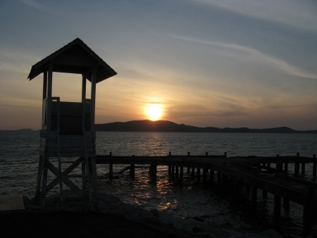sunrise    beach at Khao Leam Ya - Mu Ko Samet national park  rayong, thailandの写真素材