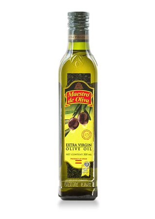 Anapa, Russia 01 August 2019: Bottle olive oil "Maestro de Oliva"isolatedのeditorial素材