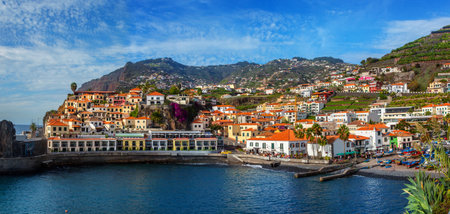 Funchal, Madeira - December 27, 2019: Camara de Lobos, harbor and fishing village, Madeira Island, Portugalのeditorial素材