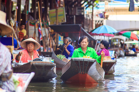 Famous Floating Market in Thailand  Damnoen Saduak near Bangkokのeditorial素材