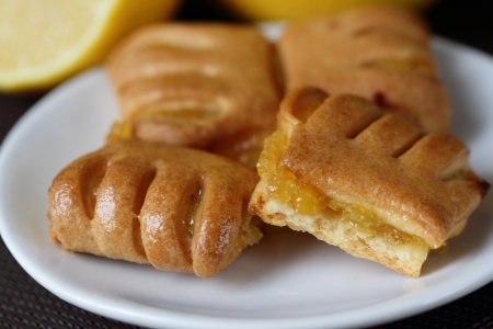 Lemon cakeの写真素材