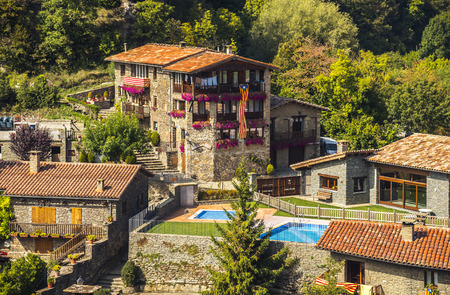RUPIT I PRUIT, SPAIN - OCTOBER 04, 2016: Medieval Catalan villageのeditorial素材