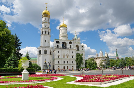 The ensemble of the Ivan the Great bell and the Patriarch's Palace with the Church of Twelve Apostles in the Moscow Kremlin, Russiaの写真素材