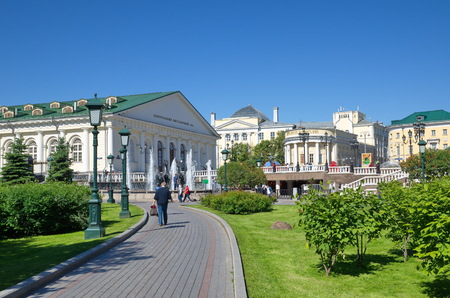 Moscow, Russia - June 15, 2018: Summer view of the Central exhibition hall "Manege" from the Alexander gardenのeditorial素材