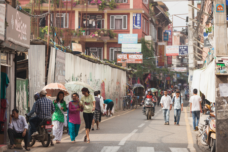 KATHMANDU, NEPAL - SEPT 10, 2015 : Nepali life in Thamel street on September 10, 2015 in  Kathmandu, Nepal.のeditorial素材