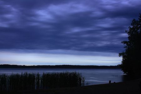 Night at the Finnish lakeの写真素材