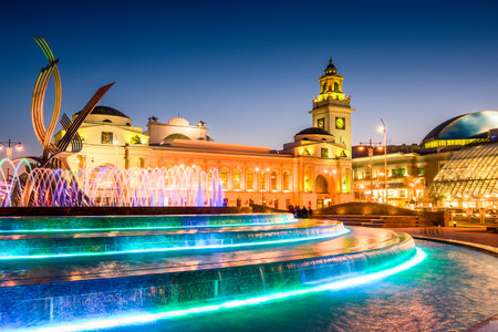 Evening view of the European Square and the fountain "abduction of Europe" at the Kiev railway station in Moscow. Russiaの写真素材