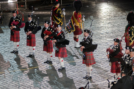 Russia, Moscow, Red Square, September 4, 2010., mezhdunrodny military music festival Spassky Tower Band of bagpipes and drums Crossed Swords (The Crossed Swords Pipe Band)のeditorial素材