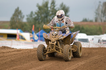 MOSCOW-SEPTEMBER 10: Cup XSR-MOTO.RU Cross Country in 2011Stage III September 10, 2011. Moscow, Sheremetyevo route のeditorial素材