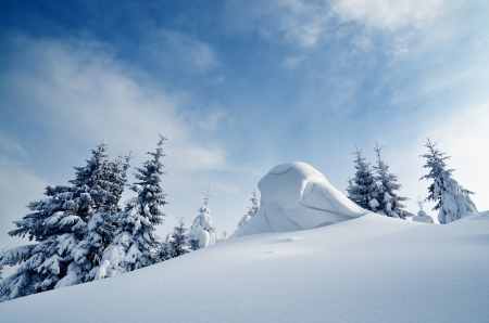 Winter landscape with fresh snow in the mountains  Ukraine, Carpathian Mountainsの写真素材