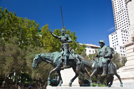 Cervantes monument placed on Plaza de Espana in Madrid, Spain  In front of monument are sculptures of Don Quijote and Sancho Panzaのeditorial素材
