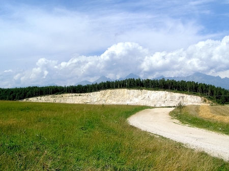 Path walkway for relaxation Brings people in the mountains and nature.の写真素材