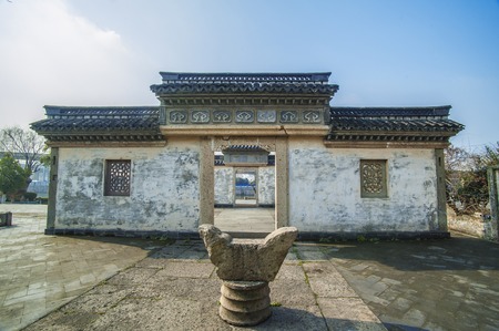 Ancient old buildings at Shaoxing, Zhejiangのeditorial素材