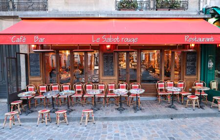 The traditional French restaurant Le Sabot Rouge located in Montmartre in 18 district of Paris, France.のeditorial素材