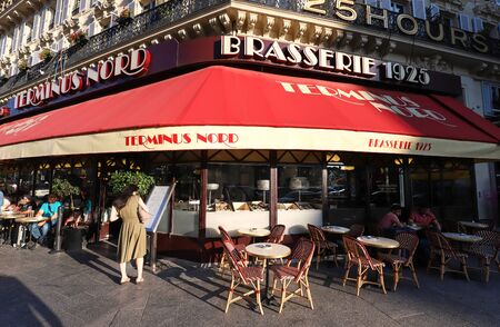 Typical Parisian brasserie Terminus Nord located next Gare du Nord railway station in Paris, France.のeditorial素材