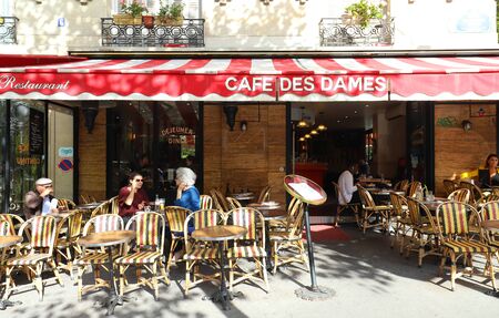 Cafe de Dames is a traditional French cafe in the 20th arrondissement of Paris., France.のeditorial素材