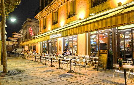 The cafe Corona located in Les Halles district of Paris.There are authentic flavors of French culinary tradition and old recipes.のeditorial素材