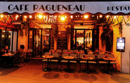 Located in the 1st arrondissement, in the city epicentre, cafe Ragueneau rubs shoulders with the most well-known French cultural heritage sites in Paris, France.のeditorial素材