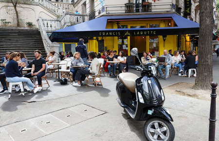 Paris, France-October 20, 2018 : The French traditional cafe Francis Labutte located in Montmartre area in Paris.のeditorial素材