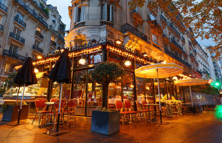 The famous restaurant Le Dome located on Montparnasse boulevard in Paris.It was once home for to intellectual stars , from Hemingway to Picassoのeditorial素材