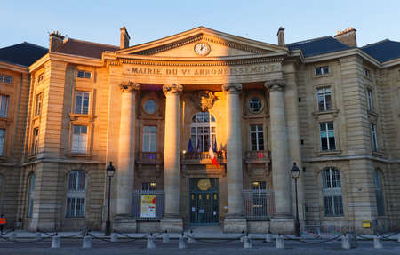 View of the city hall of the 5th arrondissement in Paris, Franceのeditorial素材
