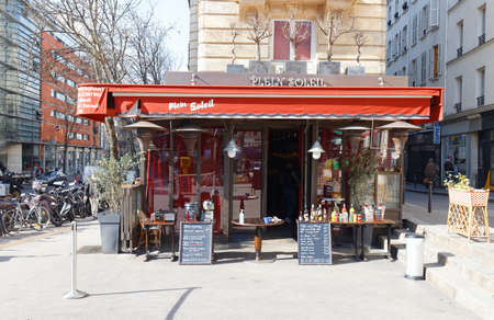 Plein Soleil is traditional French cafe open just for take-out sales due to Corona virus restrictions. It located on picturesque Parmentier avenue in central Paris.のeditorial素材
