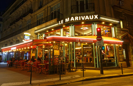 Traditional Parisian brasserie Le Marivaux located on the Grands Boulevards . Close to the Opera Garnier, he strews the boulevard of the Italians and the Rue de Marivaux.のeditorial素材