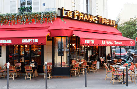The traditional parisian resaurant Le Franc Tireur . It located in 17 district of Paris, France.のeditorial素材