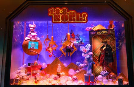 The Christmas showcase of Galeries Lafayette shopping center,Paris,Franceのeditorial素材