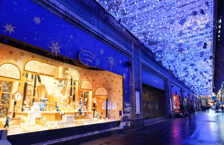 The Christmas showcase of Printemps shopping center,Paris,Franceのeditorial素材