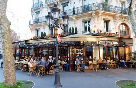 The traditional French restaurant Le Metro is located on Saint Germain Boulevard, in the 5th district of Paris.のeditorial素材
