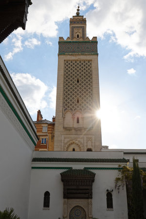 Great Mosque of Paris - Muslim temple in France. It was founded in 1926 as a token of gratitude to the Muslim tirailleurs .の写真素材