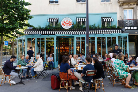 The traditional French cafe La Halte located at boulevard Vincent Auriol in 13th arrondissement of Paris.のeditorial素材