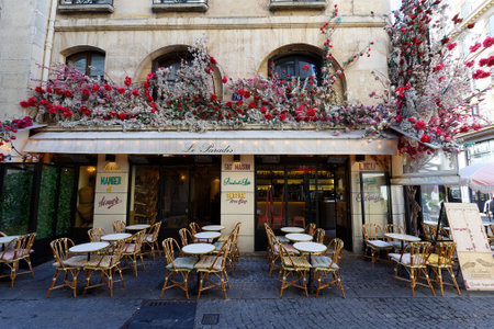 Cafe Le Paradis is traditional French cafe located in Les Halles district in Paris., France.のeditorial素材