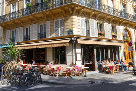BB is traditional French Restaurant located in 9th arrondissement of Paris on Rue Pierre Semard . Paris. France.のeditorial素材