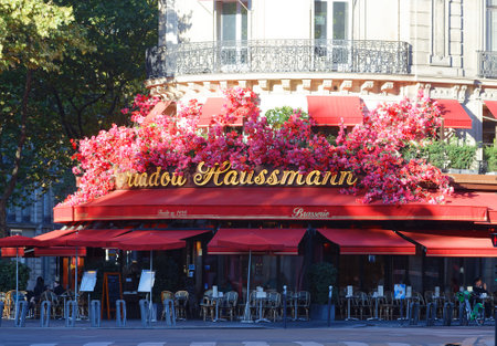 The Triadou Haussmann restaurant, traditional Parisian Brasserie, is located on boulevard Haussmann .Paris, France.のeditorial素材