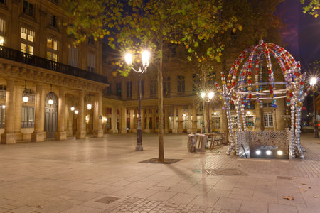 Place Colette is the place where the magnificent building of Palais Royal is situated. This place is a named after the writer Colette.のeditorial素材
