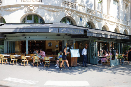 Le Maresquier is a traditional French cafe located near Saint Augustin church , Paris, France.のeditorial素材