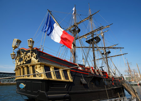 Etoile du Roy, a three-masted sixth-rate frigate, warship moored on the Seine river for Armada exhibition. Wooden replica of 1745 frigate.のeditorial素材