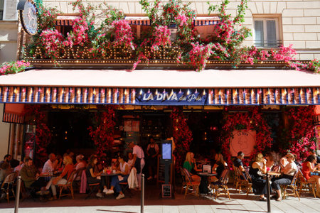 The traditional French restaurant La Diva des Pres decorated with flowers . It located in Saint German district in Paris.のeditorial素材