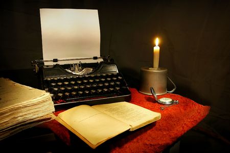 old books and old typewriterの写真素材