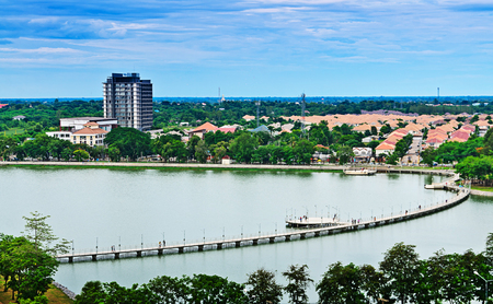 Khon Kaen city scape,the bridge in Bueng KaenNakhon lake is Park City,is new Landmark in Khon Kaenの写真素材