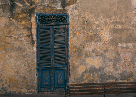 Maltese old blue door, Maltaの写真素材
