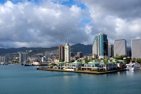 Honolulu Cruise Port - Aloha Tower and marketplace  â Hawaiiの写真素材