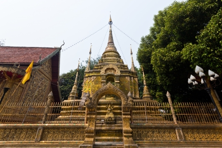 Buddhist Chedi (Pagoda) at Wat Sri Bunruang, Chiang Mai, Thailand.の写真素材