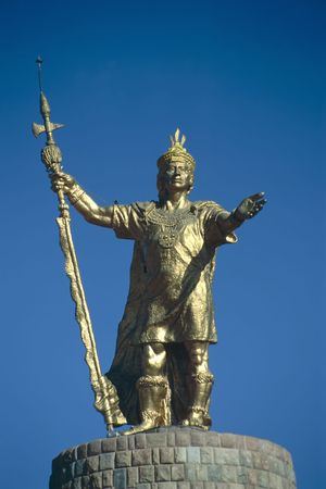Statue of Inca King Atahualpa in Cuzco, Peruの写真素材