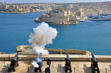 VALLETTA, MALTA - FEBRUARY 19: Midday start of saluting Lascaris Battery in Valletta city on February 19, 2014. Valletta is a capital and the largest city of Malta.のeditorial素材